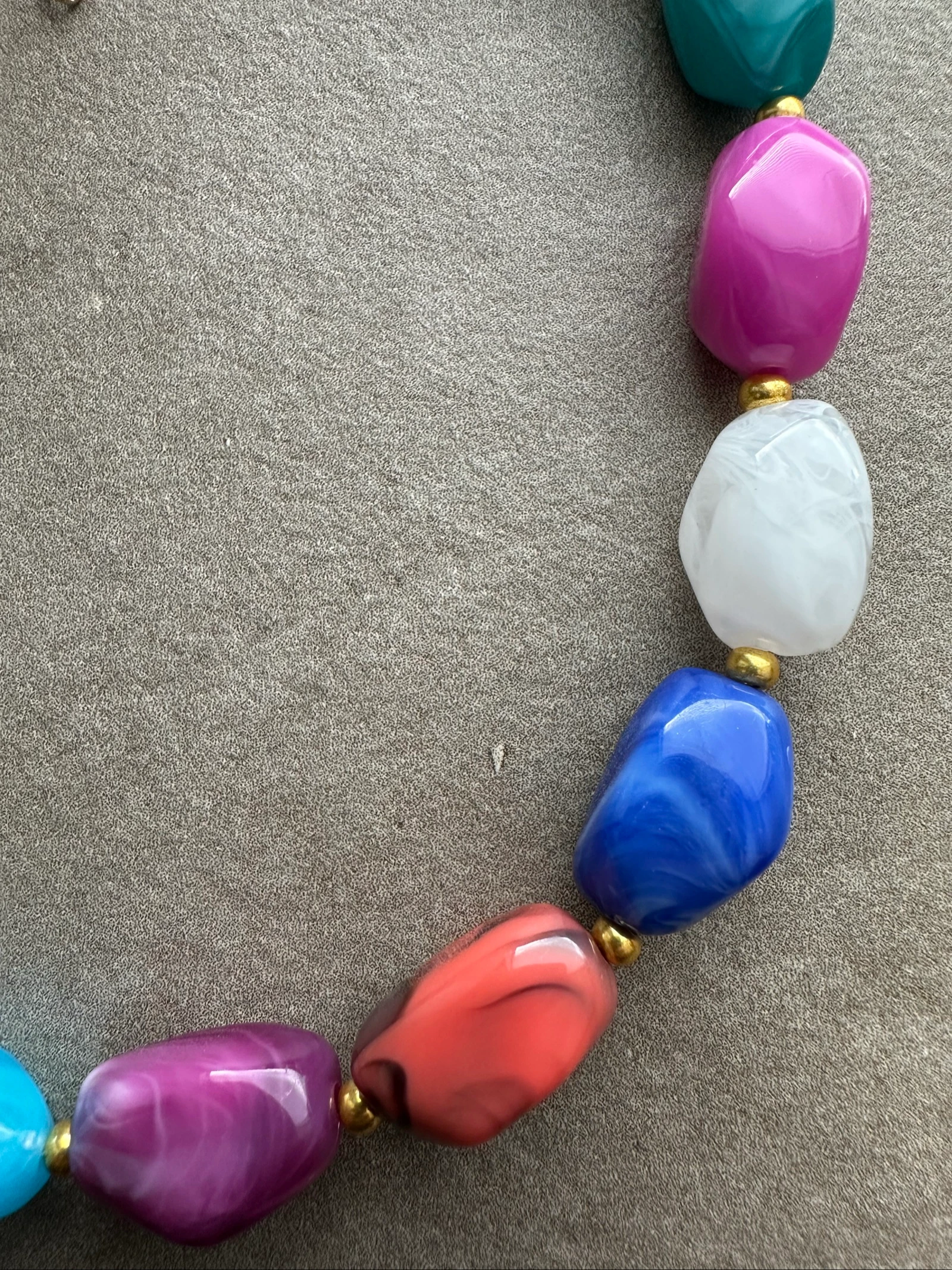 Colorful necklace – photo 2